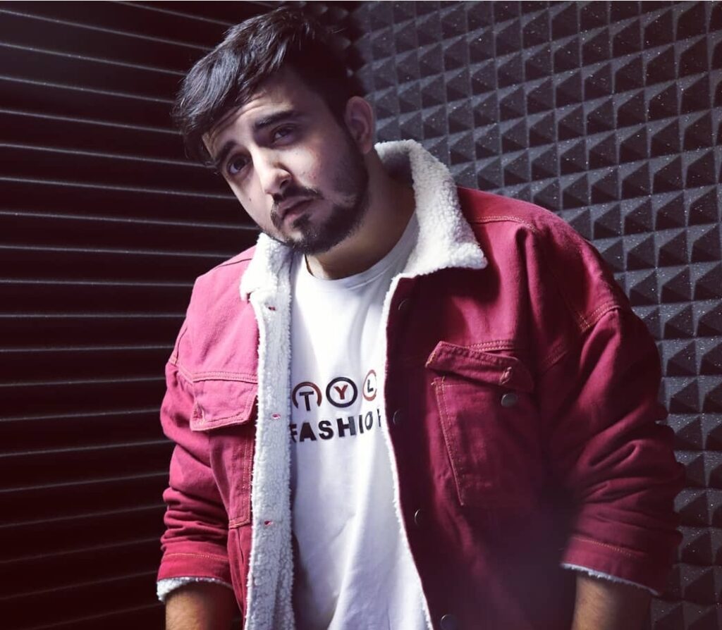 Shubham Bhalla is known to be the artist of the moment. The Hip-Hop culture is known to be always in trend since it started and is still the best in the heads of youth and the lovers of music. 