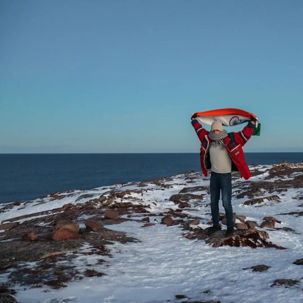 Meet Pranav, a guy from New Delhi who has stunning photography skills and a love for travel. Not only did he get to experience an once-in-a-lifetime opportunity, but he worked while creating content for his Instagram.