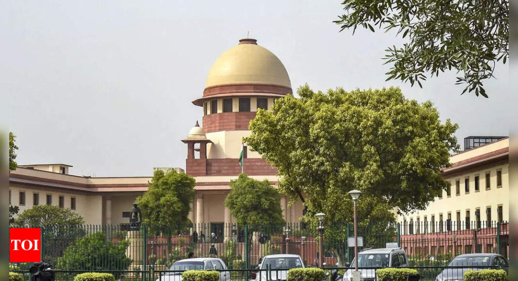 Supreme Court Urges Arvind Kejriwal and Delhi L-G Saxena to Settle Differences and Focus on Governance