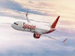 "SpiceJet Passenger Endures Ordeal Trapped in Plane Toilet as Door Malfunctions"
