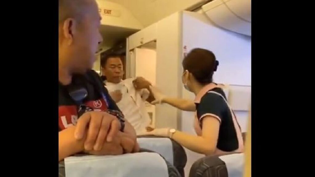 An altercation erupted mid-flight on an EVA Air flight from Taiwan to California, resulting in a violent fight between two passengers. The incident unfolded when one passenger attempted to switch seats due to his neighbor's coughing, sparking a confrontation over the seat.