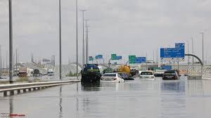 Disruption in UAE as Heavy Rains Prompt Flight Cancellations and School Closures
