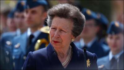 Britain's Princess Anne Hospitalized with Concussion After Incident at Gatcombe Park Estate