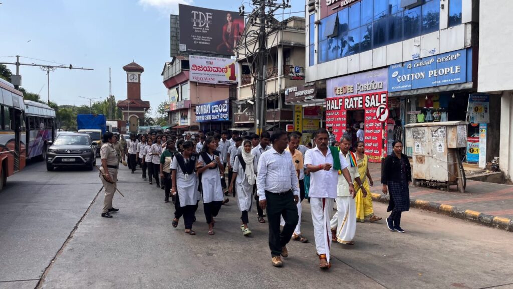 India Faces Soil Crisis: Campaign Launched to Protect Soil Health and Food Chain