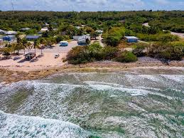 Massive 7.6-Magnitude Earthquake Jolts Caribbean, Tsunami Advisory Issued