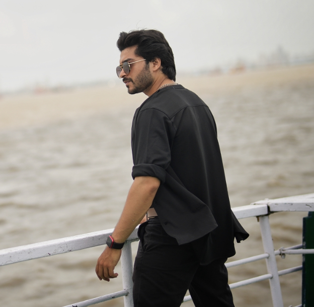 Zia Kamal – From Sambhal’s Streets to YouTube Stardom